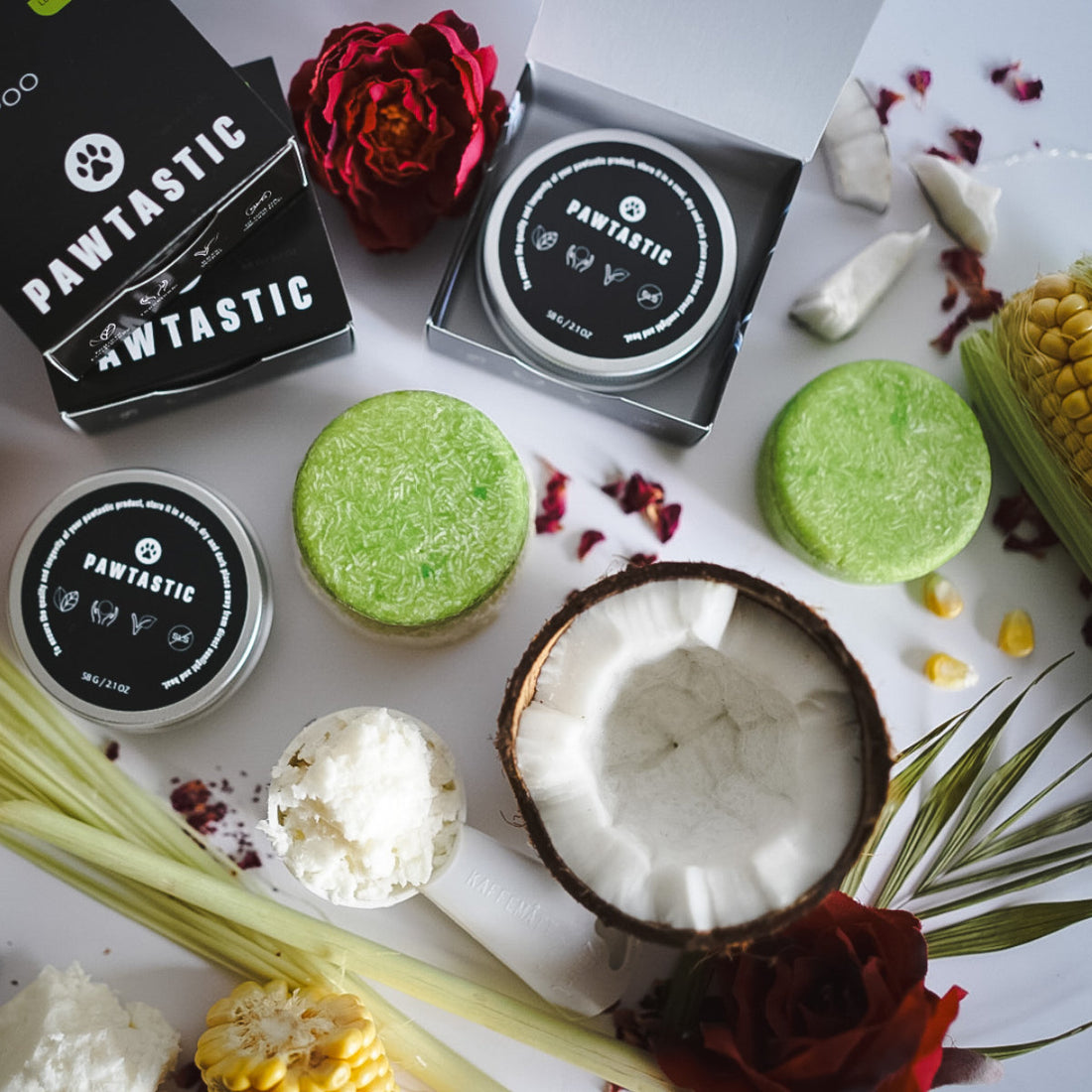 Kas īsti ir iekšā dabīgajā cietajā suņu šampūnā?