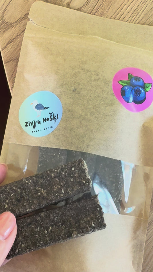 Gardumi suņiem - mencu stienīšī ar mellenēm, 80g